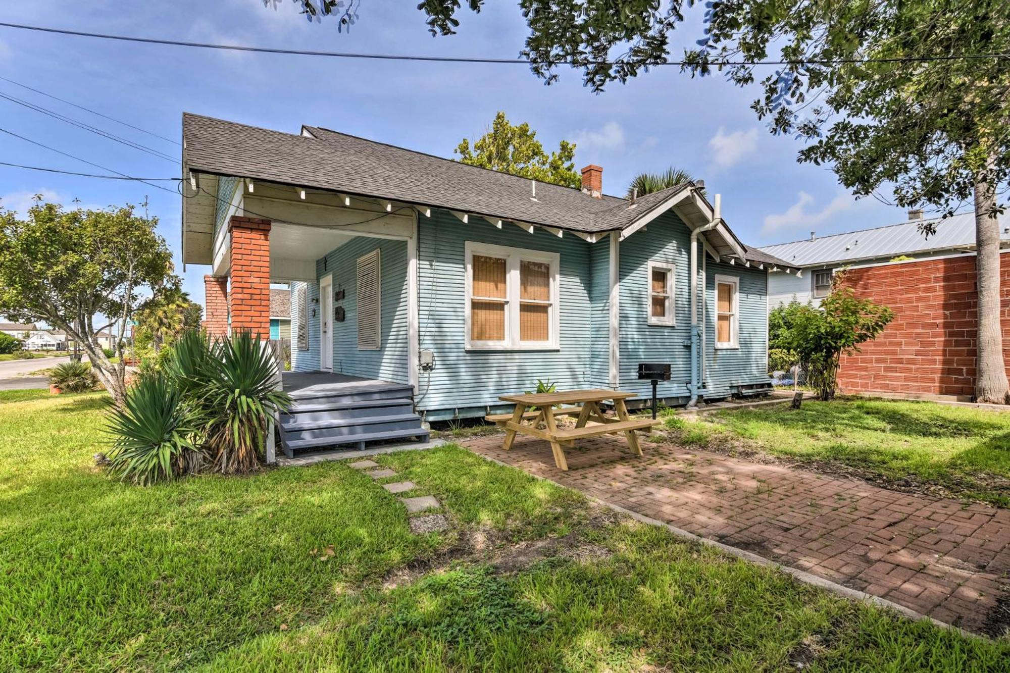 Quaint Galveston Vacation Home - Central Location! المظهر الخارجي الصورة
